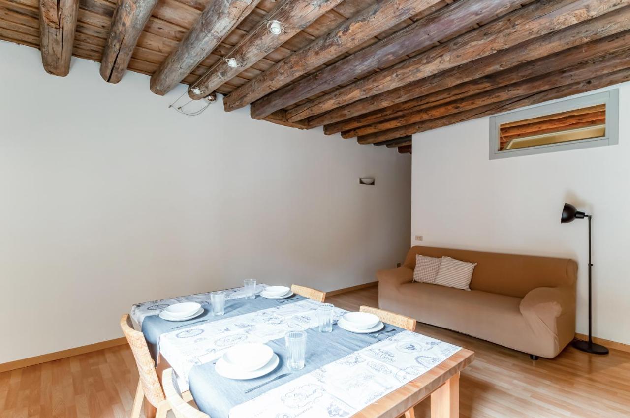 - Piazza Dei Signori Flats Apartment Padova